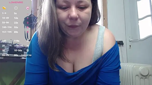 KasiaPrivat online show from 12.18.24