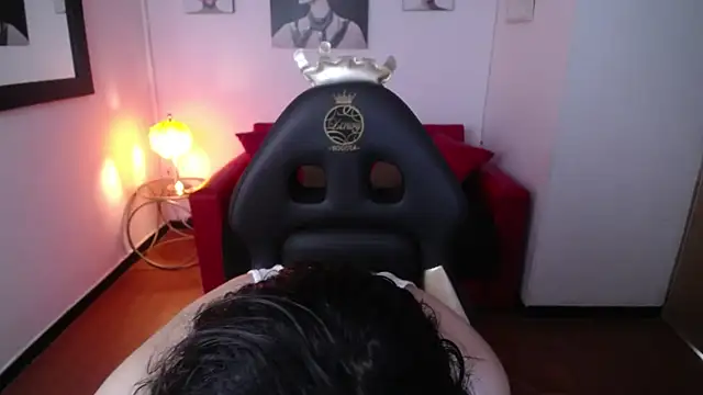 Lili Gomez  online show from 02.12.25