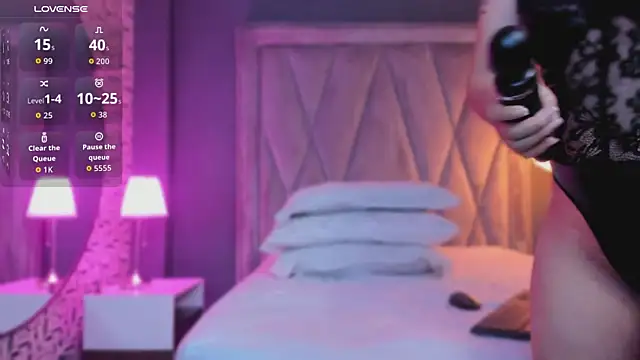 Pamela Johnsonn online show from 12.14.25