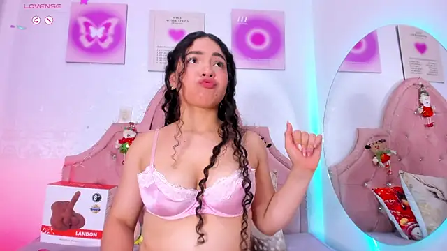 amandalee01 online show from 11.28.25