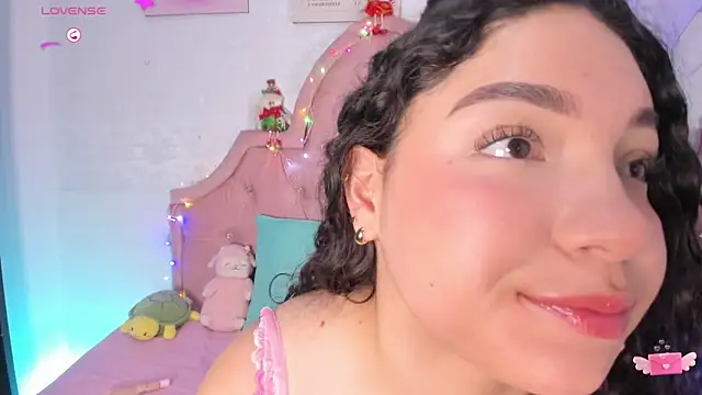 amandalee01 online show from 12.14.25