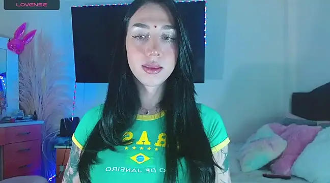 Snapshot of karla_zambrano chatting on 02.17.25 karla zambrano online show from 02.17.25