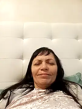 Stellallovee online show from 12.28.24