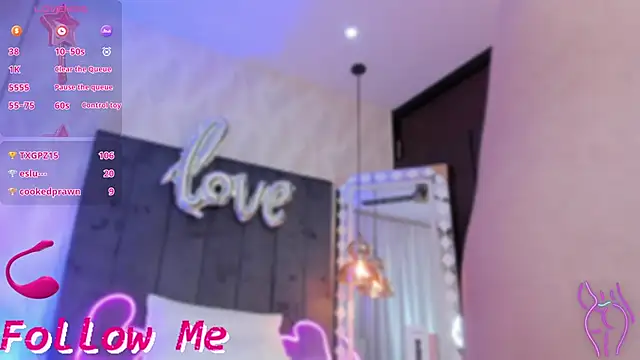 SHARONN     online show from 02.26.25