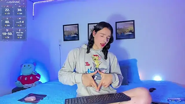 elafranco  online show from 12.18.25