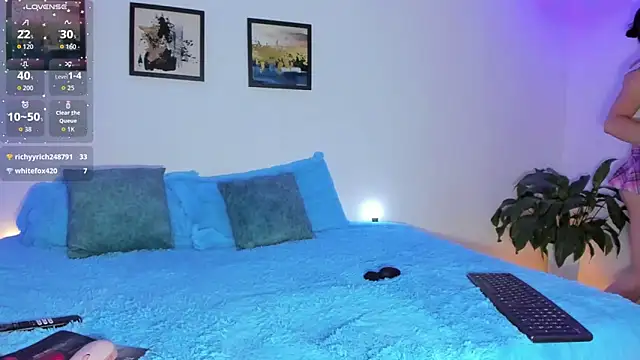 elafranco  online show from 12.20.25