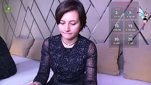 Ishtar Divine online show from 10.18.25