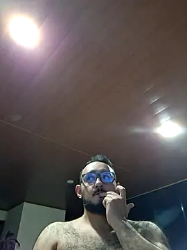 Nene1325 online show from 03.18.25