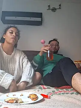 Nene1325 online show from 11.22.25