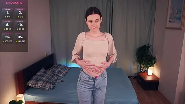 Snapshot of MoiraHavins chatting on 02.16.25 MoiraHavins online show from 02.16.25