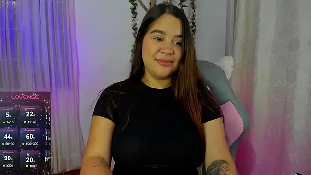 Snapshot of Eily__ chatting on 01.15.25 Eily online show from 01.15.25