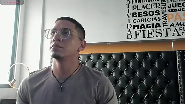 Snapshot of JoshMillerr_ chatting on 05.21.26 JoshMillerr online show from 05.21.26