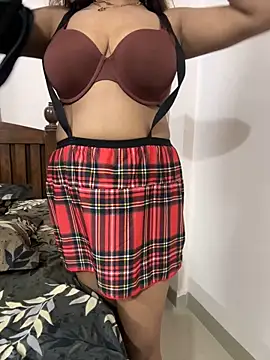 HoneyBearCpl online show from 10.09.25