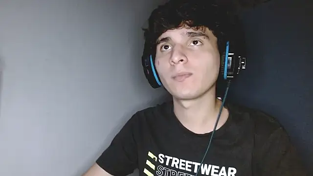 Charley quin online show from 09.30.25