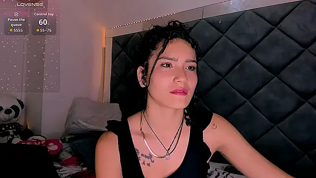 Nellyhills online show from 10.05.25