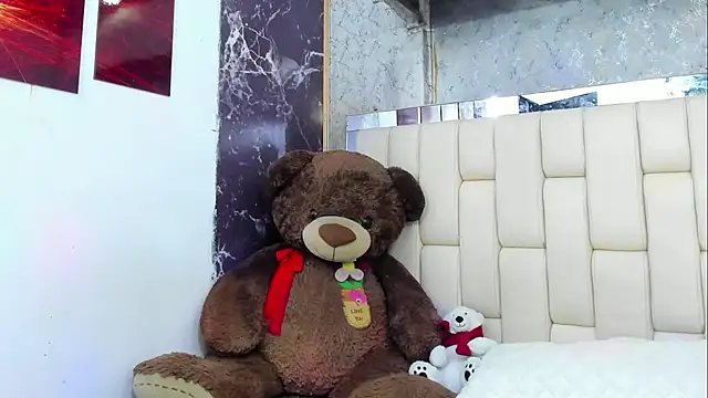 Bi Latin Boys1 online show from 12.13.24