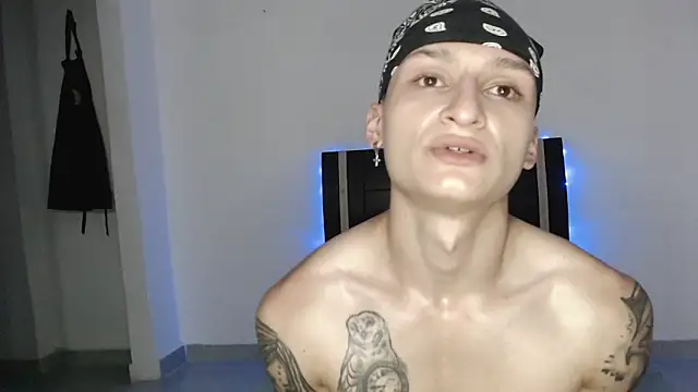 arthurphoenix  online show from 12.21.24