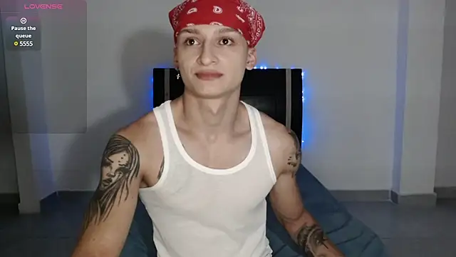 arthurphoenix  online show from 12.23.24