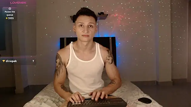 arthurphoenix  online show from 12.29.24