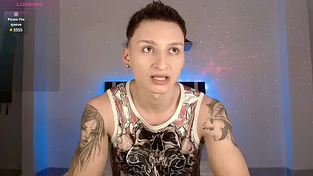 arthurphoenix  online show from 01.02.25