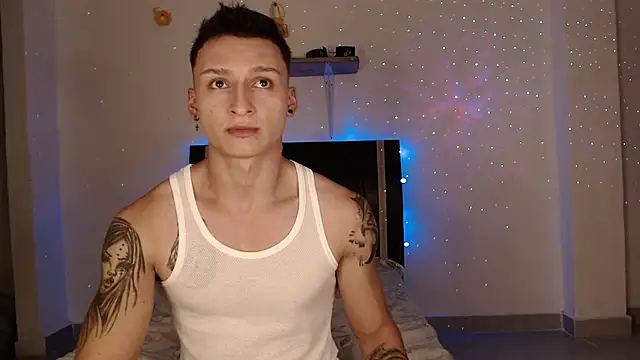 arthurphoenix  online show from 01.17.25