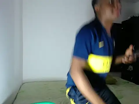 Snapshot of fabitokr chatting on 11.20.25 fabitokr online show from 11.20.25