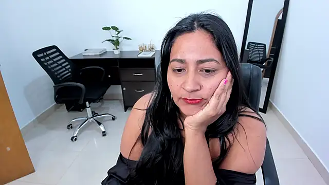 Adele Sweett online show from 02.09.25