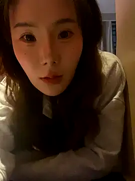 ChuChu1991 online show from 11.04.25