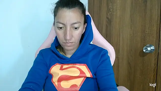 Snapshot of kaybabyhot chatting on 10.02.25 kaybabyhot online show from 10.02.25