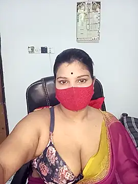 Snapshot of Hot-Angel_ chatting on 10.07.25 Hot-Angel online show from 10.07.25