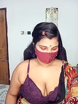 Snapshot of Hot-Angel_ chatting on 10.12.25 Hot-Angel online show from 10.12.25