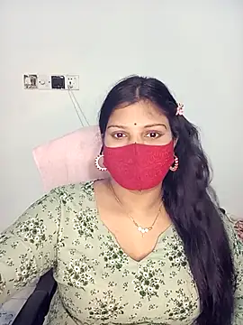 Snapshot of Hot-Angel_ chatting on 11.08.25 Hot-Angel online show from 11.08.25