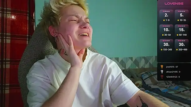 esajukyy online show from 12.14.24