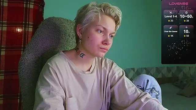 esajukyy online show from 01.02.25