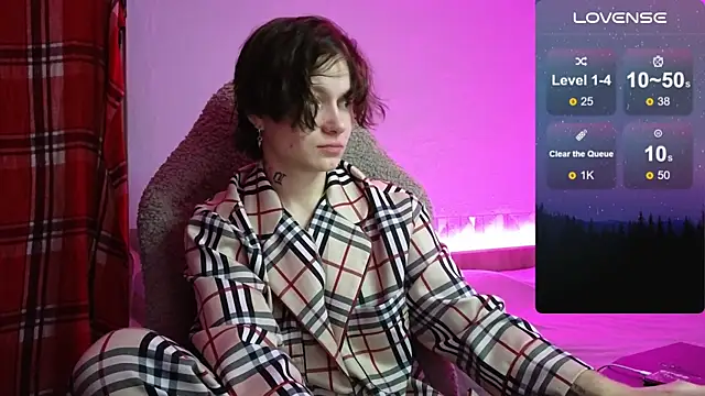 esajukyy online show from 11.02.25