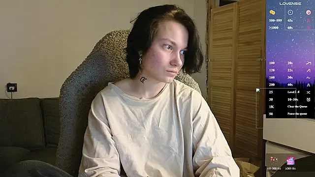 esajukyy online show from 02.28.26