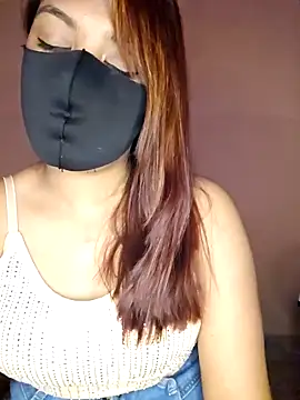 Olivia3 online show from 01.24.25