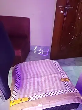 Snapshot of Olivia3 chatting on 10.20.25 Olivia3 online show from 10.20.25