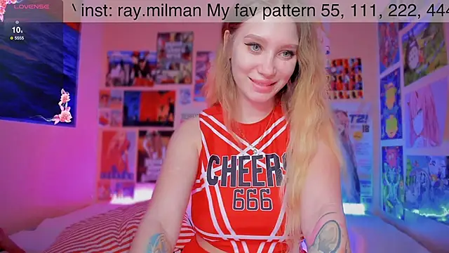 Snapshot of AliceMilman chatting on 03.15.25 AliceMilman online show from 03.15.25