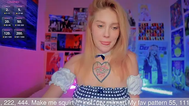 Snapshot of AliceMilman chatting on 09.17.25 AliceMilman online show from 09.17.25