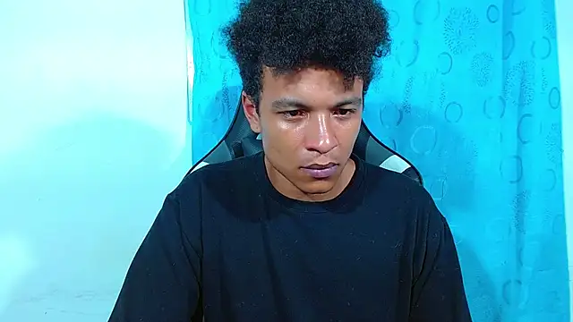 Snapshot of Black_Diamon_ chatting on 03.10.25 Black Diamon online show from 03.10.25