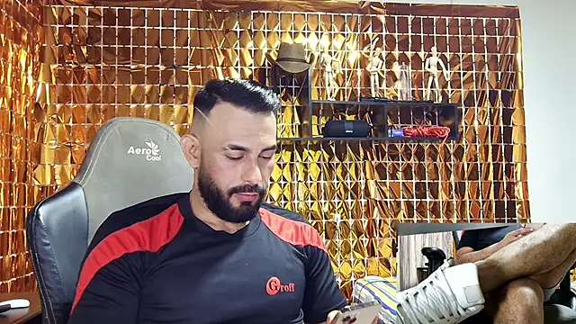 Snapshot of BEN_BLAZE chatting on 01.18.25 BEN BLAZE online show from 01.18.25