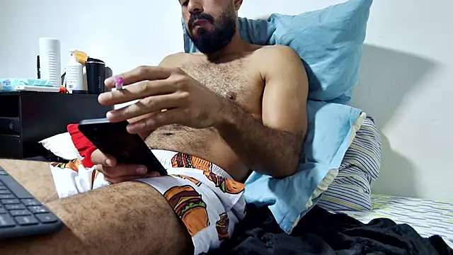 Snapshot of BEN_BLAZE chatting on 02.18.25 BEN BLAZE online show from 02.18.25