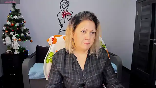 Milana Blake online show from 12.23.24