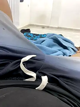 Lahcene online show from 11.21.25