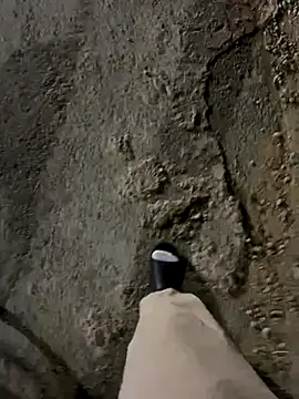 Lahcene online show from 11.22.25