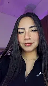 Snapshot of Melody_04 chatting on 03.09.25 Melody 04 online show from 03.09.25