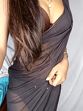 Snapshot of sexyriya_008 chatting on 02.24.26 sexyriya 008 online show from 02.24.26