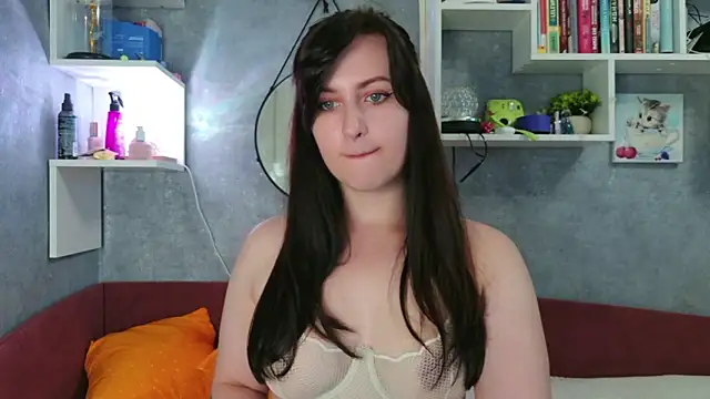 Snapshot of liya_gorgeous chatting on 05.26.26 liya gorgeous online show from 05.26.26