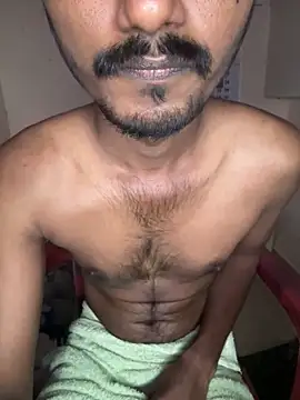 Snapshot of mahiking chatting on 10.26.25 mahiking online show from 10.26.25